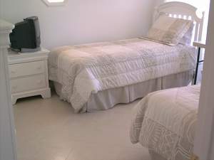 Twin bedroom of Sanibel vacation rental Home #5